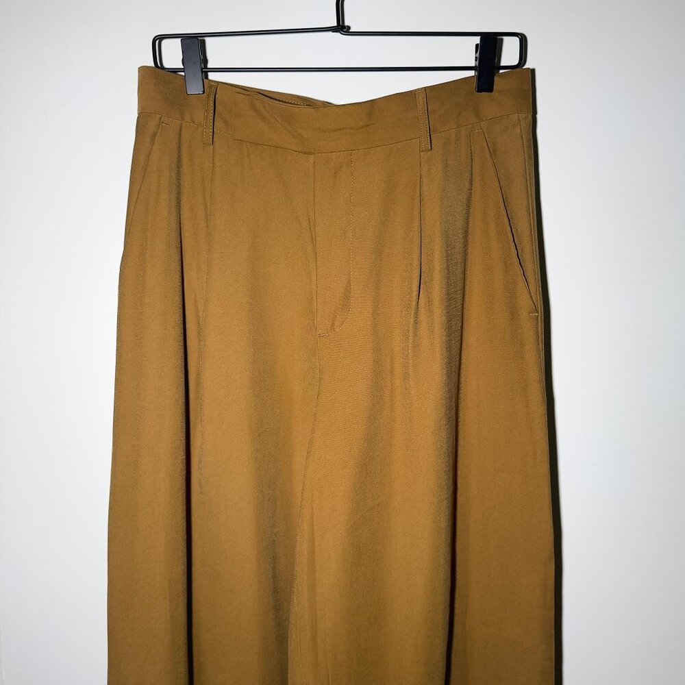 NWOT BANANA REPUBLIC Drapey Wide-Leg Pant - Horse Hair - Size 10 Petite